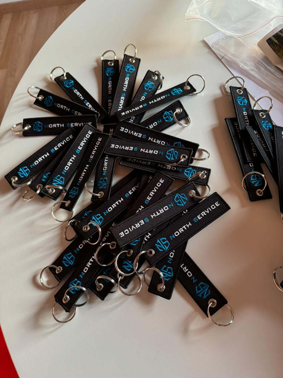 Personalización para North Service — Llaveros bordados