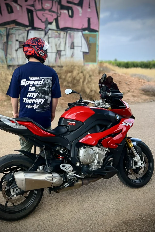 Camiseta Oversized "Speed is my Therapy" – RiderStyle - Imagen 3